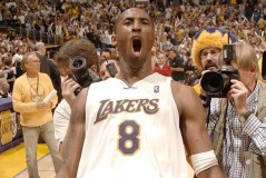 快船队解雇风波：员工批评球员言论自由与职业操守争议