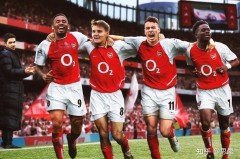 利物浦联赛杯绝地反击，基耶萨神级表现助队晋级